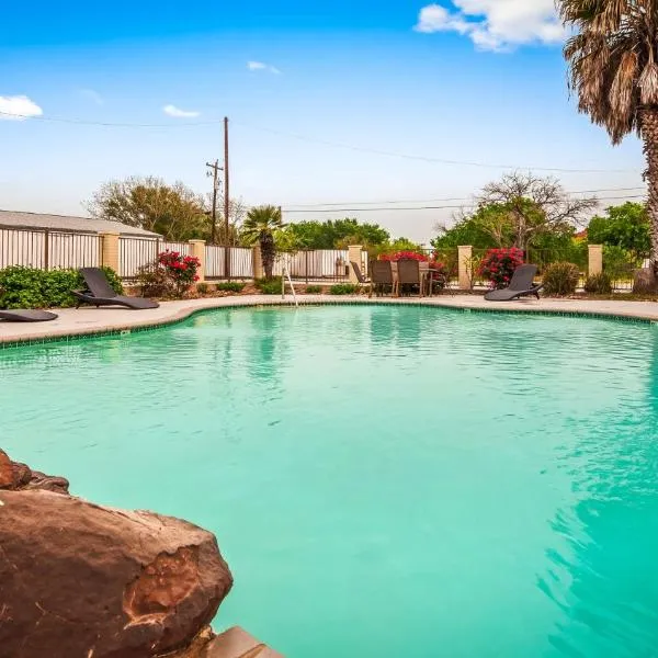 SureStay Hotel by Best Western Floresville, hotel di Floresville