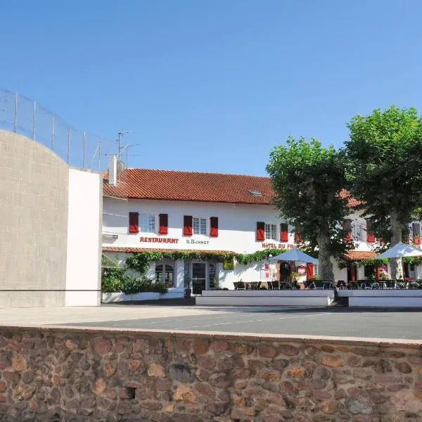 Hotel Restaurant du Fronton, hotel v destinaci Itxassou