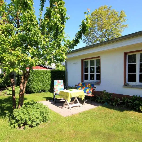 Bungalow am Schmachter See by Rujana, hotel en Binz
