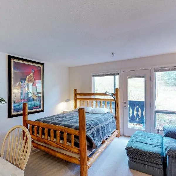 Aleyska East Condo, hotel em Girdwood