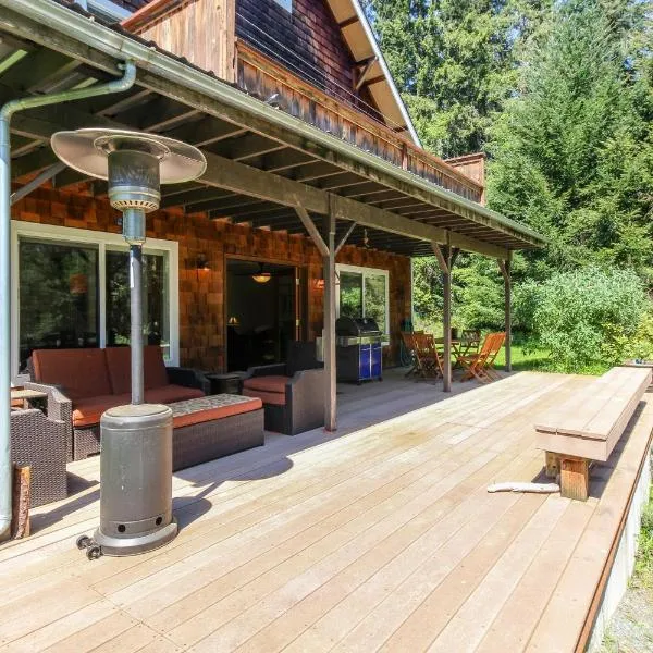 Goss Lake Getaway, hotel en Langley