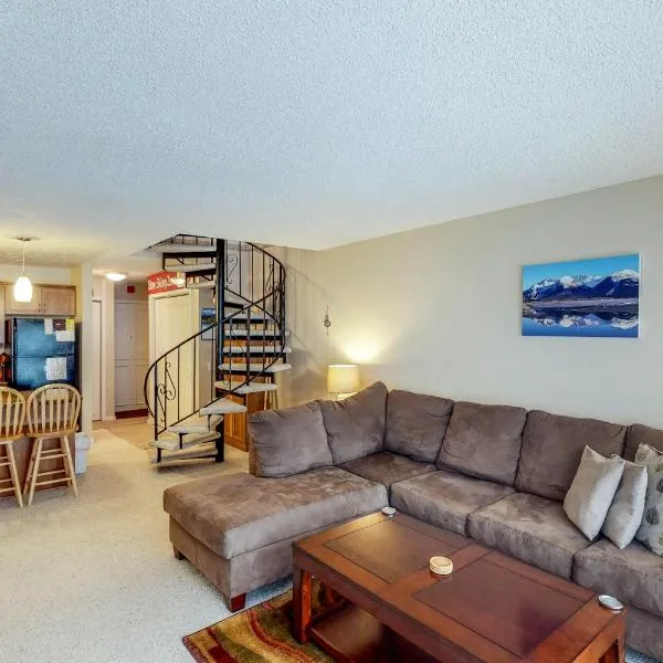 Brighton Condo #209, hotell i Girdwood