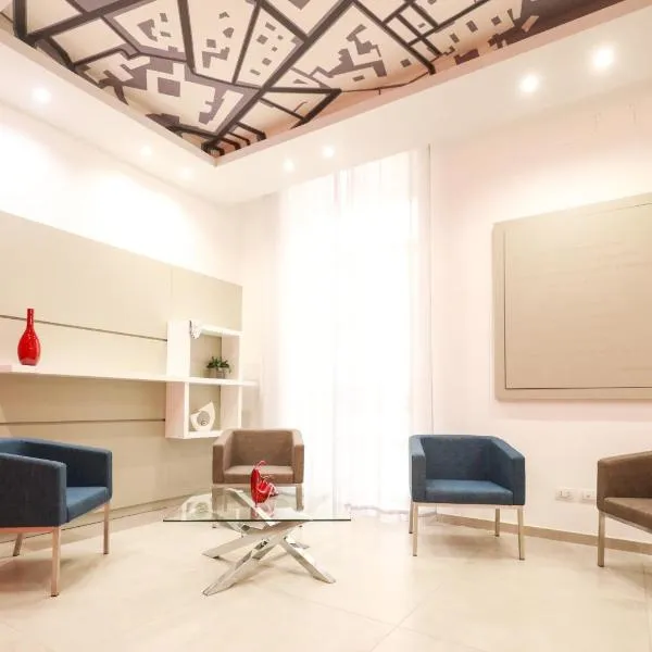 Toledo 16 Luxury Suites, hotel in Naples