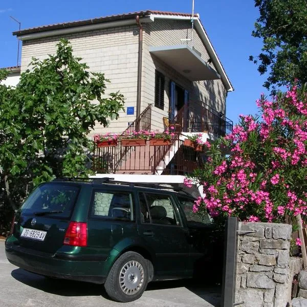 Apartment Perkovic Jadranka – hotel w mieście Kornić