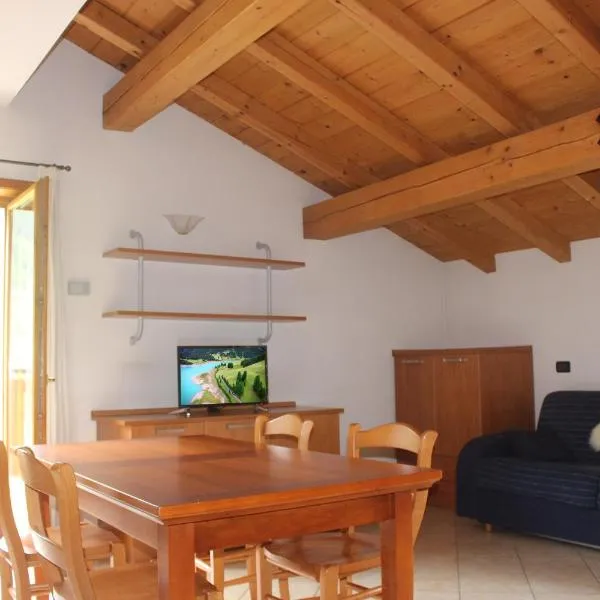Mountain Home - Families Holidays, hotel in Valdidentro