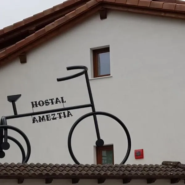 Hostal Ameztia, hotel in Oronoz-Mugaire