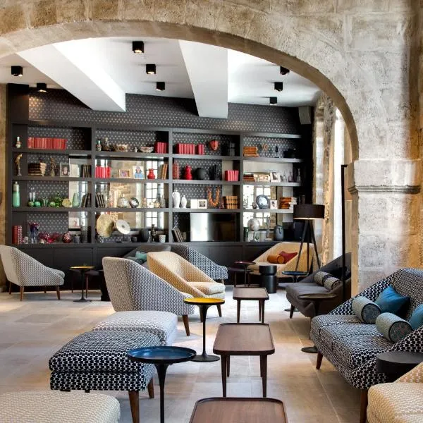 Boutique Hôtel des Remparts & Spa、エーグ・モルトのホテル