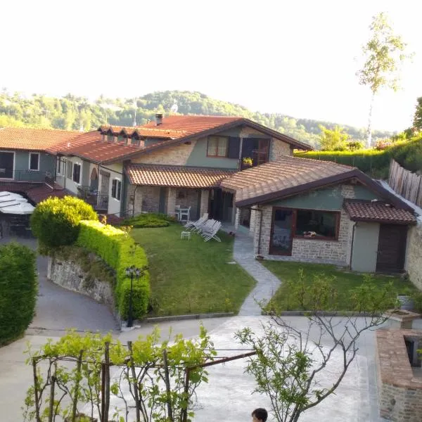 Trattoria Del Bivio, hotel v destinaci Cerretto Langhe