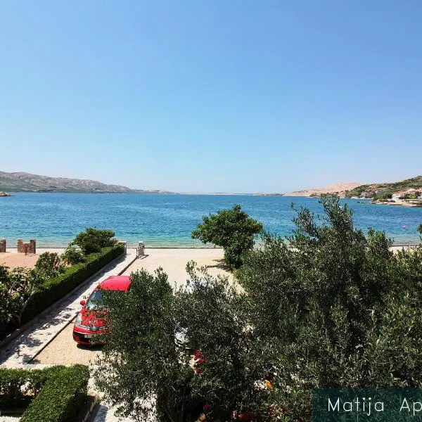 Apartmani Matija、メタイナのホテル