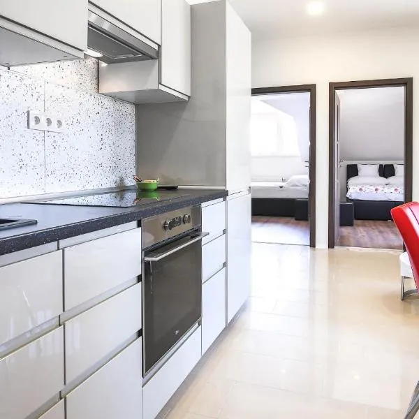 White Apartman Siófok, hotel v Siofoku