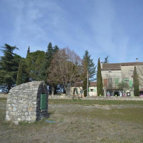 Les loups dans la bergerie, hotel in Gagnières