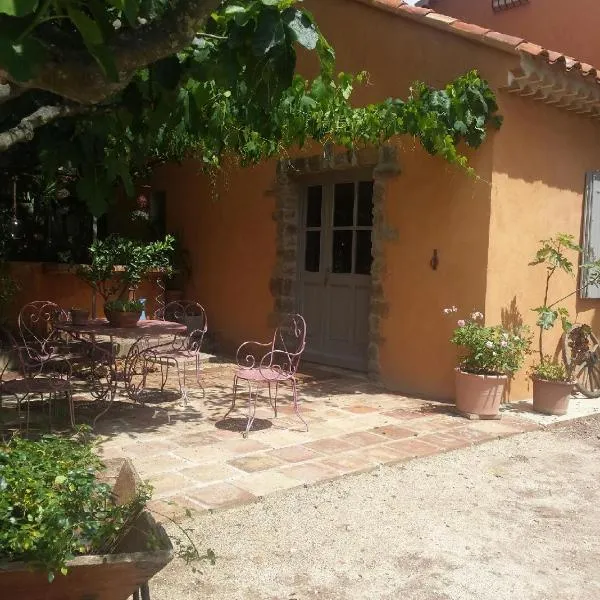 Les anes de petit jean, hotel v destinaci Pierrefeu-du-Var