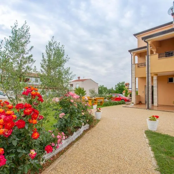 Apartment Lavanda 2, hotel in Rapavel