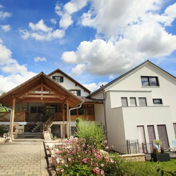 Pension Arzberghof, hotel a Beilngries
