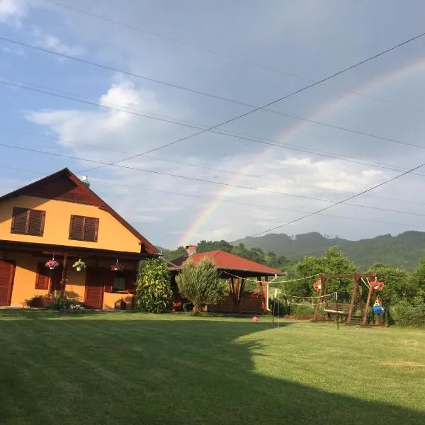 Hanga Apartments, hotel sa Cîmpu Cetăţii