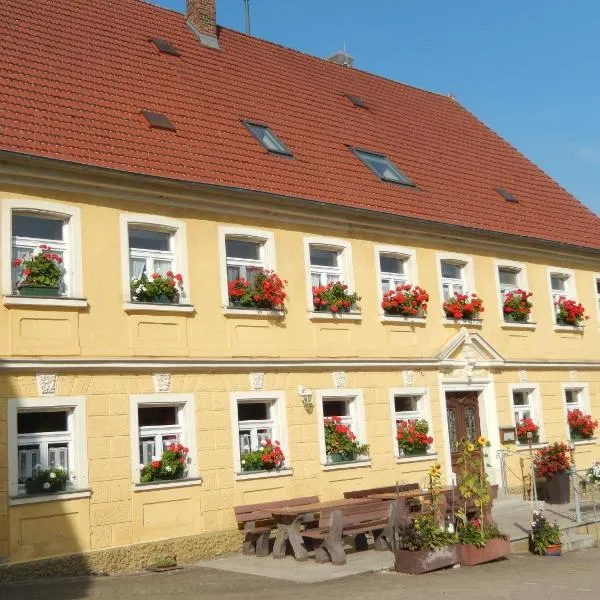 Gasthof Goldenes Rössle, khách sạn ở Dinkelsbühl