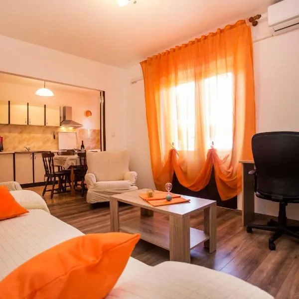 Elena Apartment- Spacious for 6, 2 Bathrooms, Free Parking, hotel sa Rovinj