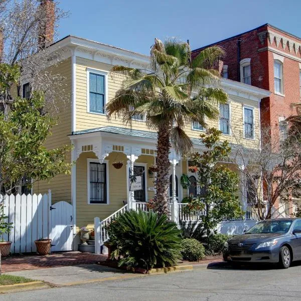 Green Palm Inn, hotel en Savannah