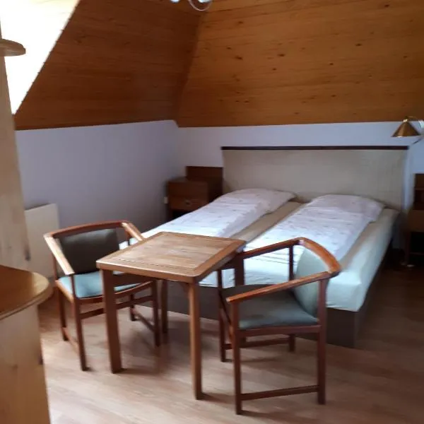 Magdi apartman – hotel w mieście Keszthely