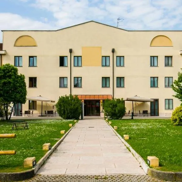 UNA HOTELS Occhiobello, hotel in Occhiobello