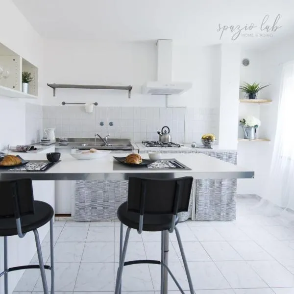 Villa D Holiday Homes, hótel í Marino