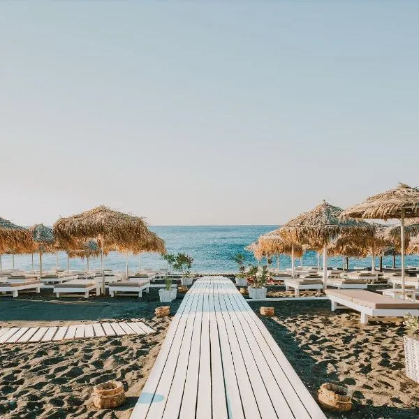 Sea View Beach Hotel: Perivolos'ta bir otel