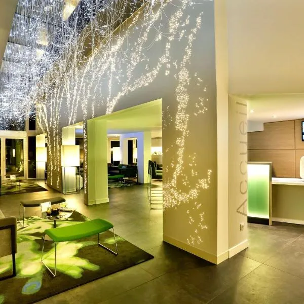 ベスト ウエスタン オテル ドゥ パーク（Best Western Plus Hotel Du Parc Chantilly）、シャンティイのホテル