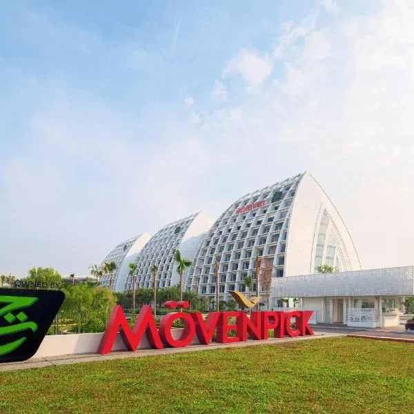 Movenpick Hotel & Convention Centre KLIA, hotel in Kampong Melot