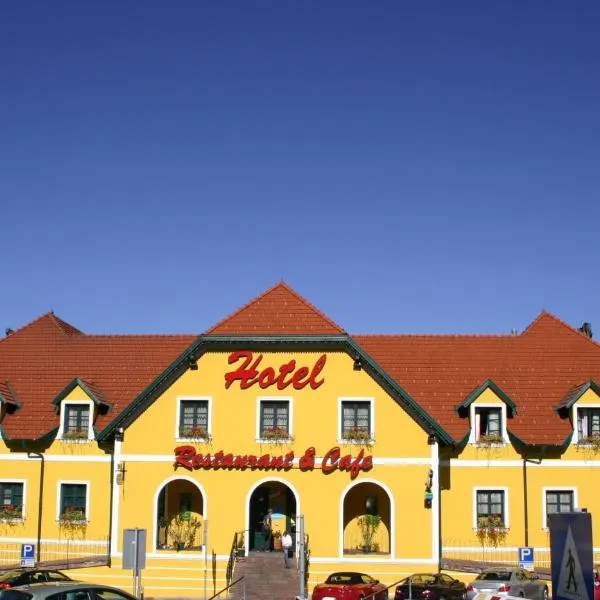 Autobahnrestaurant & Motorhotel Zöbern, hotel i Sankt Corona am Wechsel