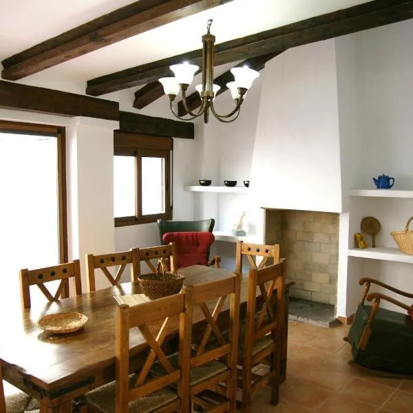 Casa rural El Majuelo, хотел в Кофрентес