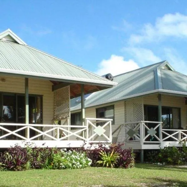 Paparei Beachfront Bungalows, Aitutaki, hotel en Amuri