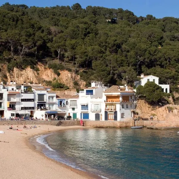 Hotel Es Furió, hotell i Tamariu