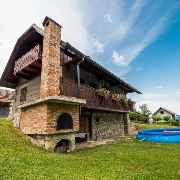 Sunny House with Sauna: Bizeljsko şehrinde bir otel