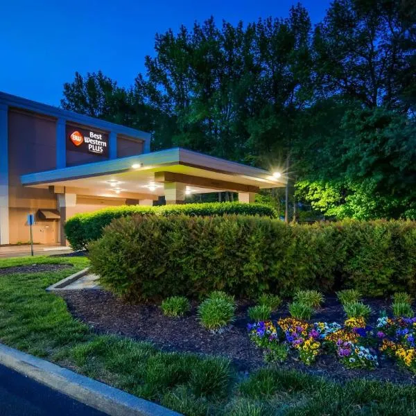 Best Western Plus Richmond、サンドストンのホテル