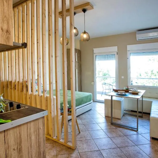 Golden Suites, hotel em Ofrínion