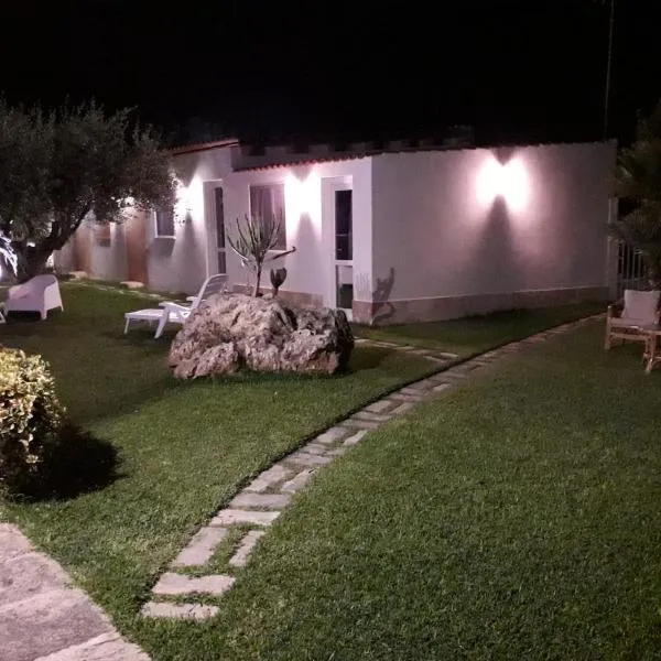 La casetta di viale Paradiso, hotel en Granelli