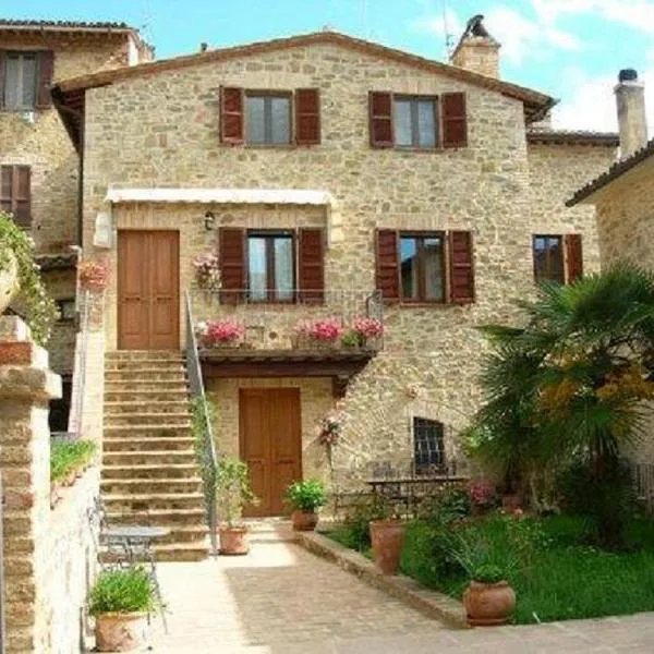La Piazzetta, hotel in Bettona