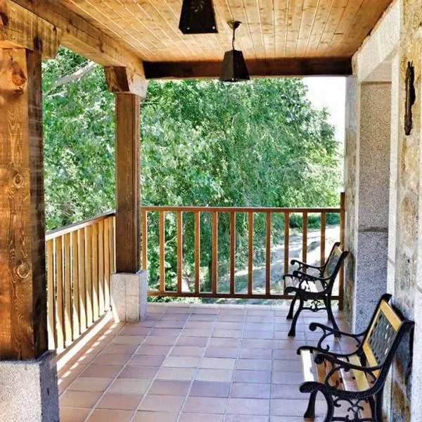 Casa Rural El Corral, hotel in Avila