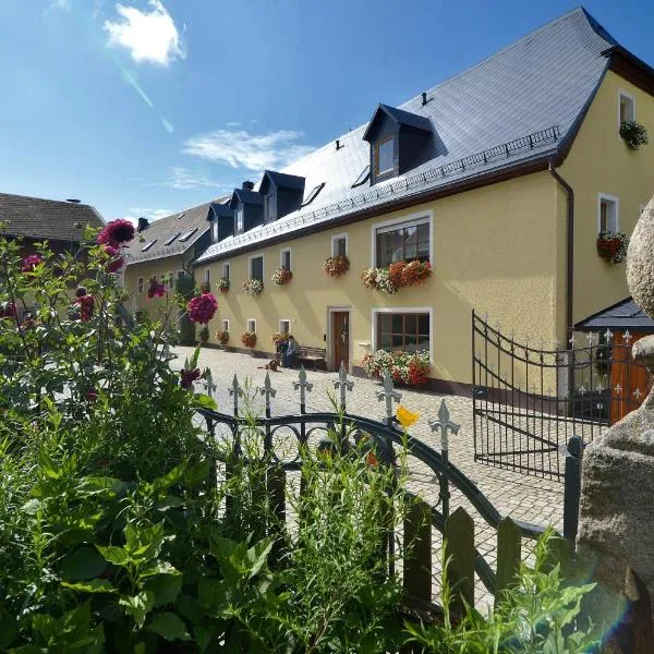 Schelterhof، فندق في فونزيدل