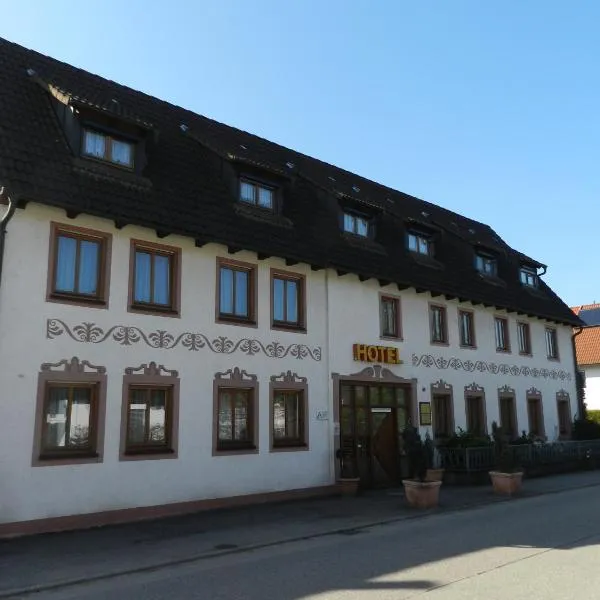 Hotel Garni KAMBEITZ, hotel em Ötigheim