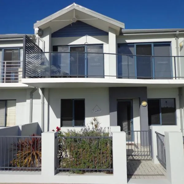 The Beach Villa Bunbury, hotel in Bunbury