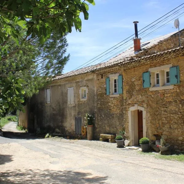 Gite de BEZUT, hotel di Baron