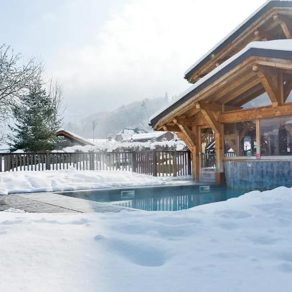 Café-Hôtel Le Morillon, Domaine du Grand Massif-Samoëns, viešbutis mieste Morillon