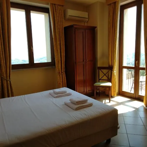 Hotel Belvedere, hotel en Alice Bel Colle