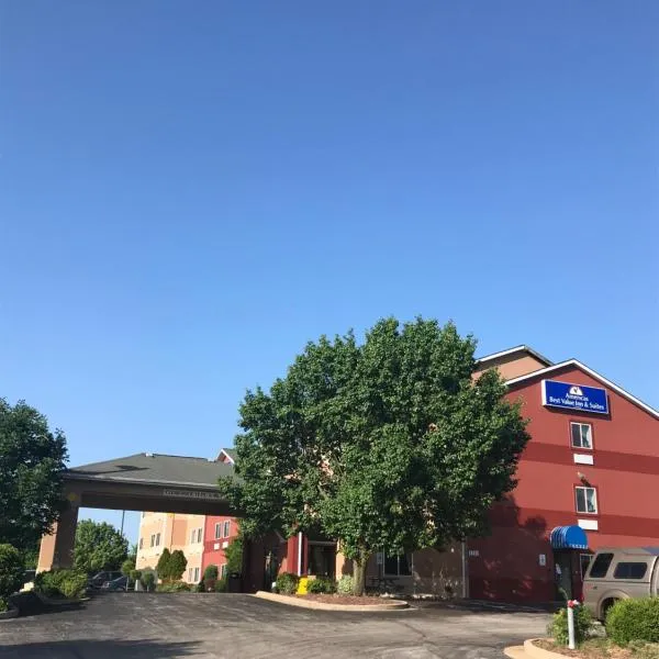 Americas Best Value Inn and Suites Saint Charles, hótel í St. Charles