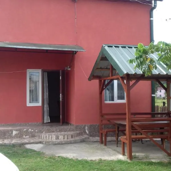 Natali & Giga, hotel in Ureki