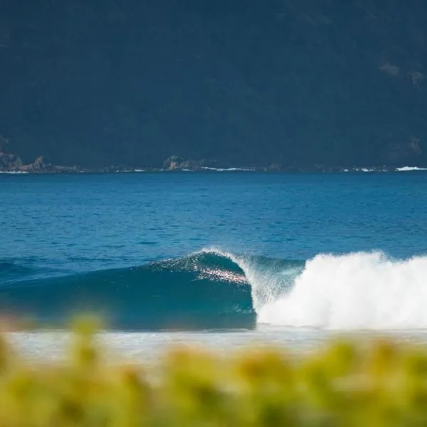 Baha Baha Villas West Sumbawa - Free yoga class daily Included for guest - Fast Wifi starlink, хотел в Maluk