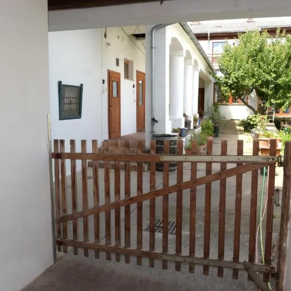 Weingut Martinshof, hotel in Sankt Ulrich