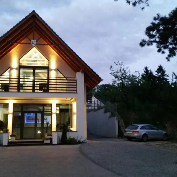 Laura Spa, hotel u gradu Lagov