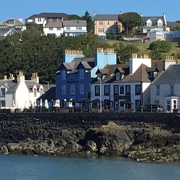 The Waterfront Seafront hotel and Bistro, hotel di Portpatrick